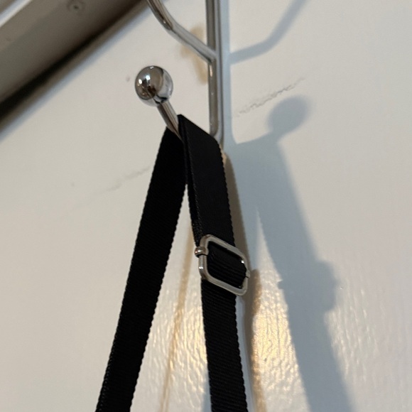 Baggallini Black Crossbody Bag - Picture 10 of 13